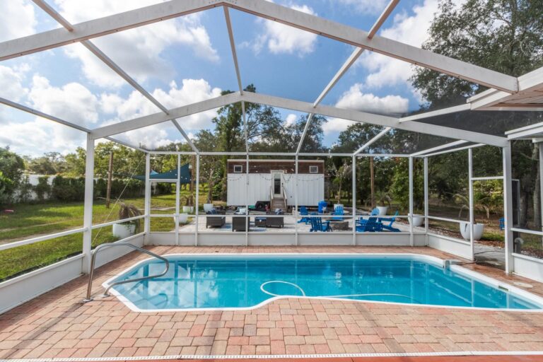 After: Michaels House screened pool area with outdoor seating
